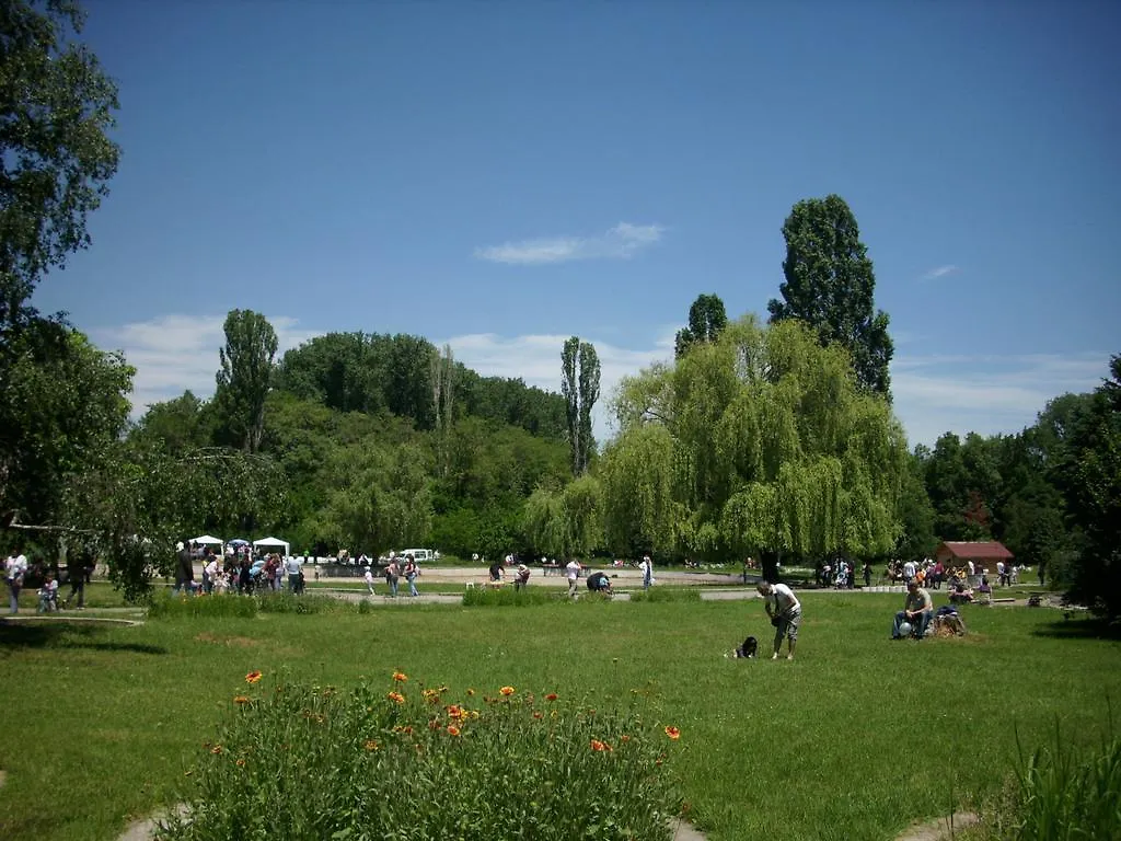 Apartment South Park - Louis Eyer Sofia Bulgaria
