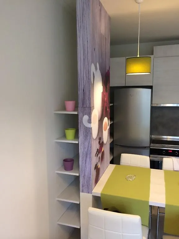 Apartment South Park - Louis Eyer Sofia